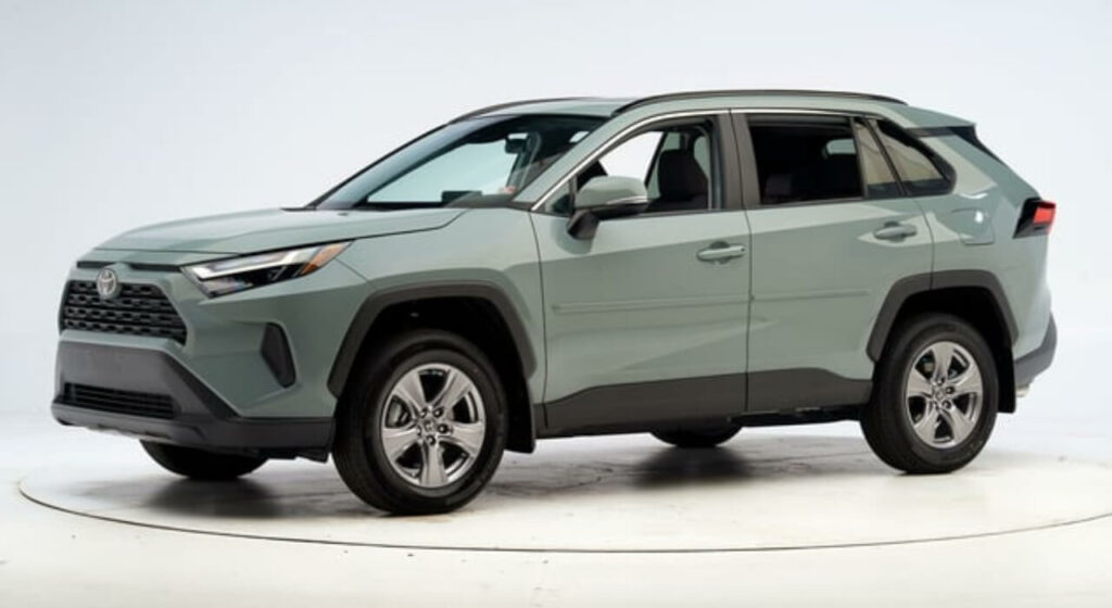subaru forester vs toyota rav4