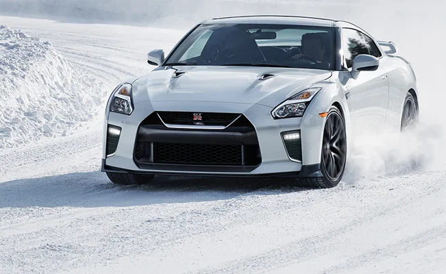 2022 nissan gtr specs