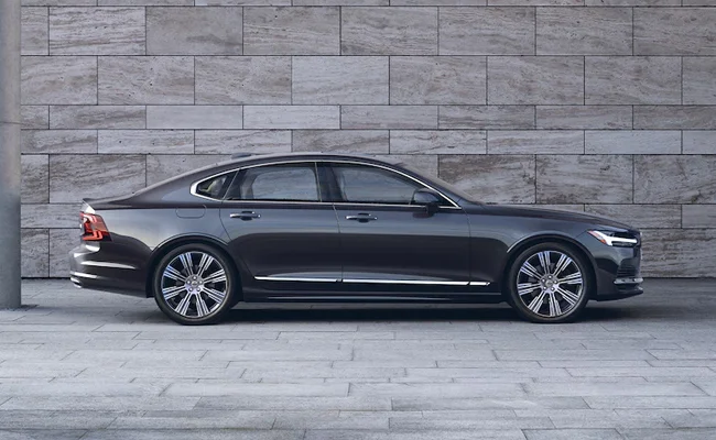 cars with massage seats Volvo S90