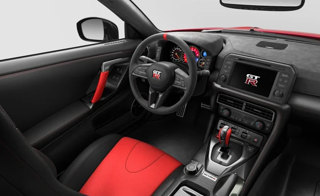 nissan gtr nismo interior