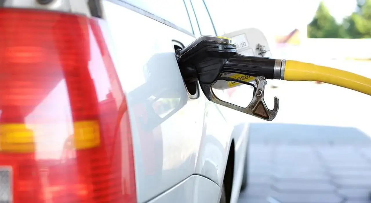 Ways to Improve Your Fuel Economy in Any Car