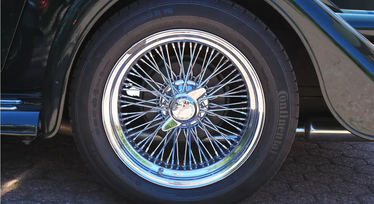 best polish for aluminum clear coated wheels
