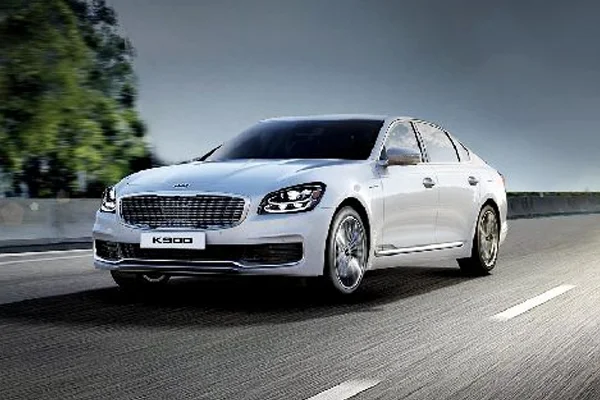 Best Luxury Sedans 2023
