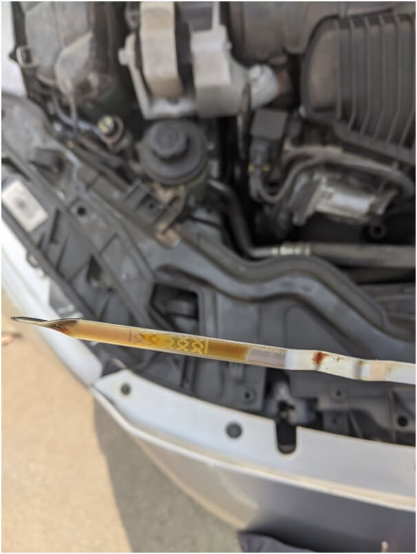 Overfilling engine oil consequences