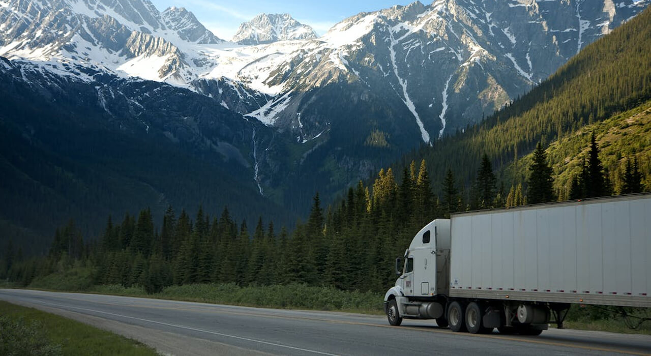 Importance of Cargo Insurance in Trucking