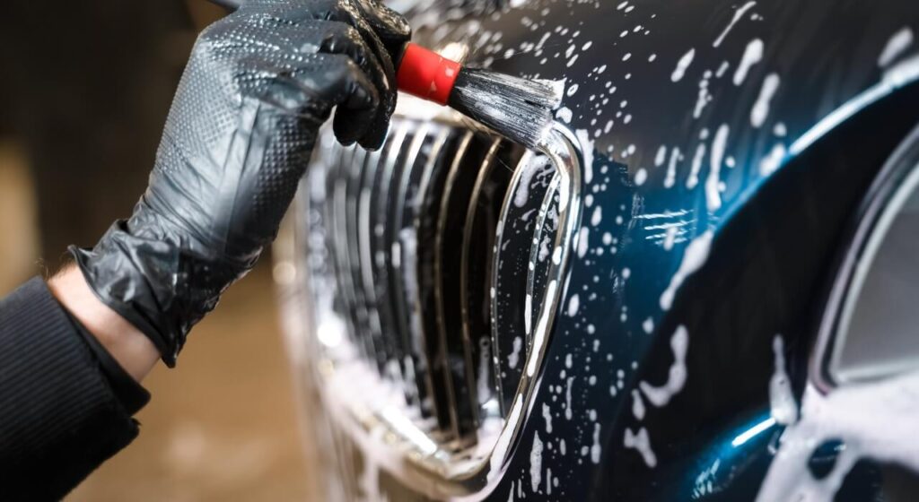 Auto Detailing by The Local Detailers In Calgary Locar Deals